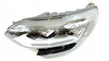 Laden Sie das Bild in den Galerie-Viewer, Frontscheinwerfer Renault Megane IV 260604423R Links Scheinwerfer Headlight