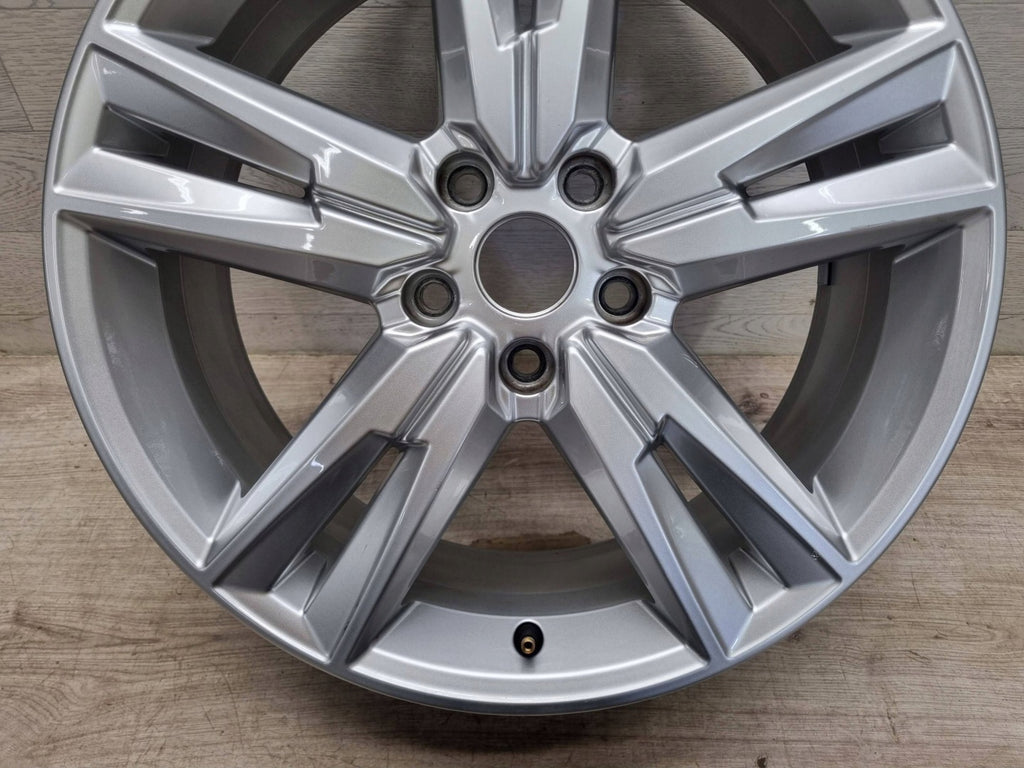 1x Alufelge 18 Zoll 7.0" 5x112 45ET Glanz Silber 575601025G Seat Ateca Rim Wheel FEL8811558617tg