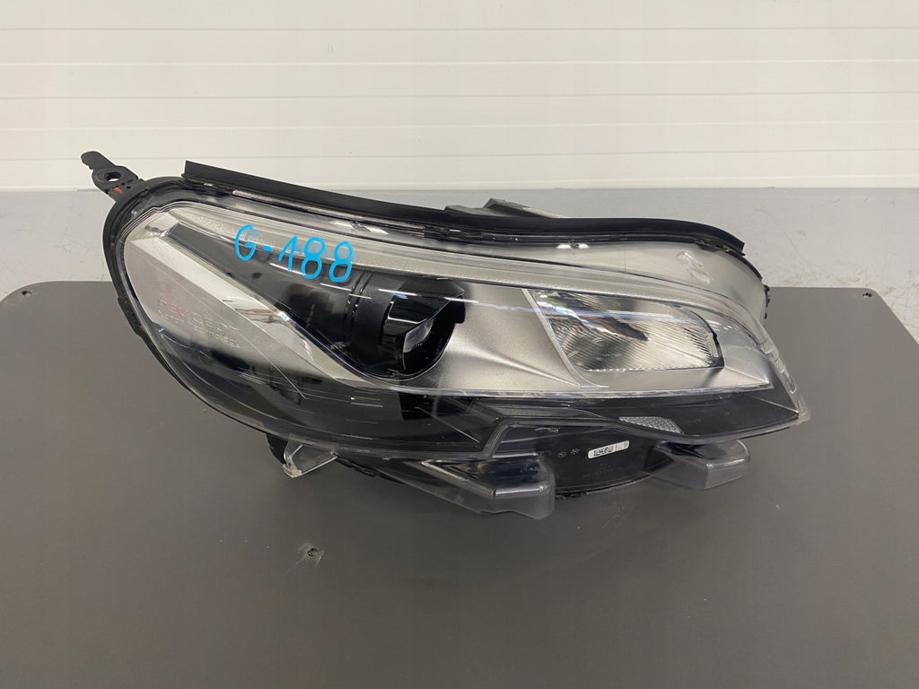 Frontscheinwerfer Peugeot Expert 9808235780-00 Rechts Scheinwerfer Headlight SCH2570113455bo