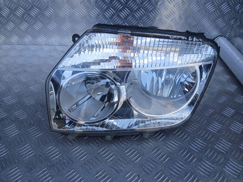Frontscheinwerfer Dacia Duster 1305236683 Links Scheinwerfer Headlight