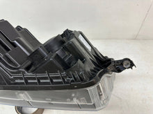 Load image into Gallery viewer, Frontscheinwerfer Man Tge Crafter 7C1941006A Rechts Scheinwerfer Headlight SCH5814575055yv