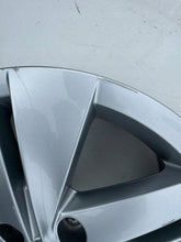 Load image into Gallery viewer, 1x Alufelge 16 Zoll 7.0" 5x112 48ET 5H0601025 VW Rim Wheel