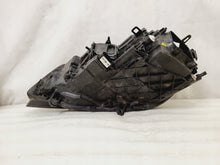 Laden Sie das Bild in den Galerie-Viewer, Frontscheinwerfer VW Touareg 7P1941031 7P1941032 Xenon Ein Satz Headlight