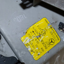 Load image into Gallery viewer, Frontscheinwerfer Mercedes-Benz 0301166275 Links Scheinwerfer Headlight SCH4307847307cf
