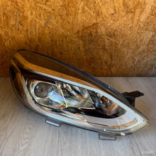 Laden Sie das Bild in den Galerie-Viewer, Frontscheinwerfer Ford Fiesta H1BB-13W029-CE LED Ein Satz Scheinwerfer Headlight SCH9337000594eo