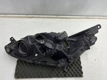 Load image into Gallery viewer, Frontscheinwerfer Ford C-Max AM51-13W029-AE Rechts Scheinwerfer Headlight SCH5503299626sr