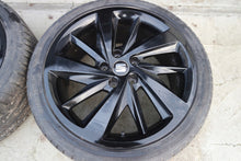 Load image into Gallery viewer, 1x Alufelge 18 Zoll 7.5&quot; 5x112 5F0601025E Seat Leon Rim Wheel