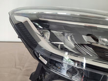 Laden Sie das Bild in den Galerie-Viewer, Frontscheinwerfer Renault Captur I 260107244R Rechts Scheinwerfer Headlight SCH2894345581ct