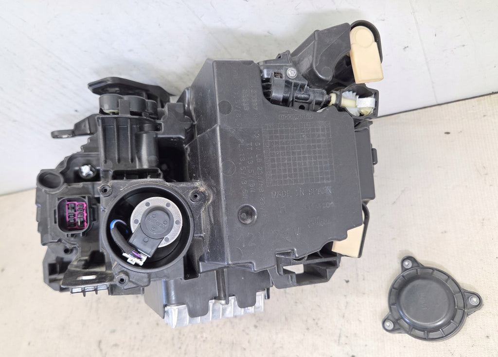 Frontscheinwerfer Audi Q2 81A941036D LED Rechts Scheinwerfer Headlight SCH5946867778zn