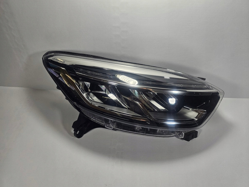 Frontscheinwerfer Renault Captur 260606152R 260107242 LED Ein Satz Headlight SCH5331130860ut