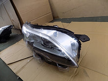 Laden Sie das Bild in den Galerie-Viewer, Frontscheinwerfer Peugeot Expert Traveller 9808572580 Rechts Headlight SCH1263514575qo