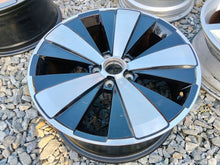 Load image into Gallery viewer, 1x Alufelge 18 Zoll 8.0" 5x112 48ET Glanz Schwarz 5C0601025AK VW I Rim Wheel FEL5202338650mv