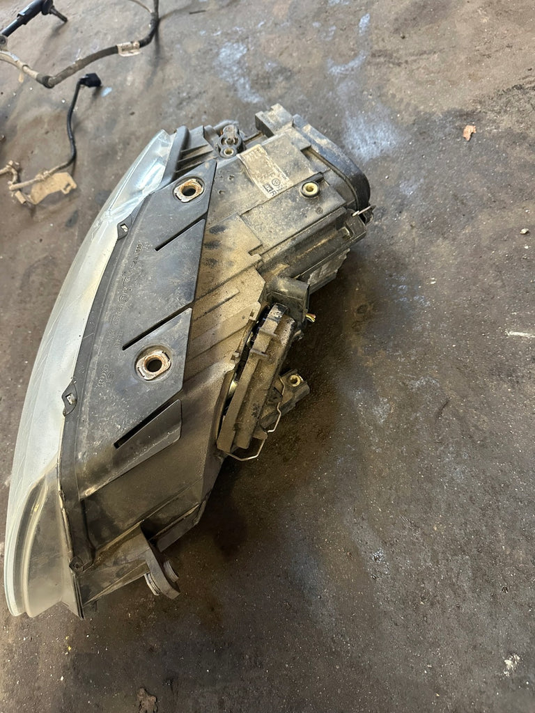 Frontscheinwerfer VW Passat 3C0941752K Bi-Xenon Rechts Scheinwerfer Headlight SCH5887034793zq