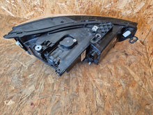 Laden Sie das Bild in den Galerie-Viewer, Frontscheinwerfer Seat Leon 5FB941007G LED Ein Stück (Rechts oder Links)