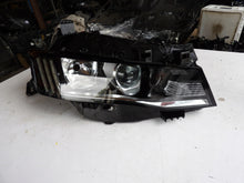 Laden Sie das Bild in den Galerie-Viewer, Frontscheinwerfer Peugeot 508 9833971080 Ein Stück (Rechts oder Links) Headlight