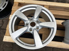 Laden Sie das Bild in den Galerie-Viewer, 1x Alufelge 18 Zoll 8.0" 5x130 Glanz 98736213601 Porsche Boxster 987 Rim Wheel FEL6341490541ll