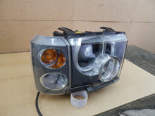 Laden Sie das Bild in den Galerie-Viewer, Frontscheinwerfer Land Rover Range III L322 XBC000385 Xenon Rechts Headlight SCH7804162812ja