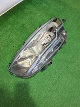 Laden Sie das Bild in den Galerie-Viewer, Frontscheinwerfer Iveco Daily IV 05802476874 Links Scheinwerfer Headlight SCH2079385152je