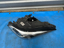 Laden Sie das Bild in den Galerie-Viewer, Frontscheinwerfer BMW X1 F48 5A01172 2611214191 Rechts Scheinwerfer Headlight SCH8958470548iz