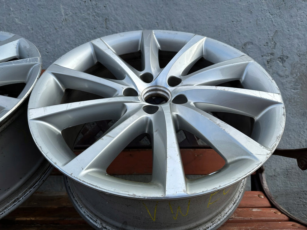 1x Alufelge 18 Zoll 8.0" 5x112 44ET 3C0601025BA VW Scirocco Rim Wheel