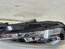 Laden Sie das Bild in den Galerie-Viewer, Frontscheinwerfer Skoda Fabia III 6V1941016F LED Rechts Scheinwerfer Headlight SCH4329808996px