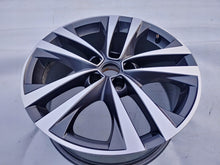 Load image into Gallery viewer, 1x Alufelge 18 Zoll 7.5" 5x114.3 39ET Glanz Graphit 403006881R Mg Espace V FEL7654932327ks