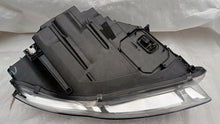 Laden Sie das Bild in den Galerie-Viewer, Frontscheinwerfer Audi A4 Avant 8E0941003A Xenon Links Scheinwerfer Headlight SCH2739636724az
