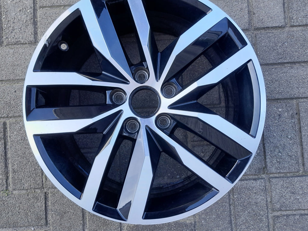 1x Alufelge 17 Zoll 7.0" 5x112 49ET Glanz Silber 5G0601025BT VW Golf Vii FEL3158808988io