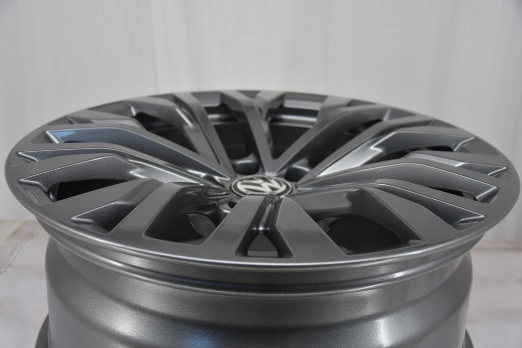 4x Alufelge 18 Zoll 8.0" 5x112 25ET Glanz Graphit 760601025 VW Touareg Rim Wheel FEL5488517049vs