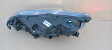 Laden Sie das Bild in den Galerie-Viewer, Frontscheinwerfer Ford Kuga LV4B-13E016-AN Full LED Rechts Headlight SCH2493167957nh