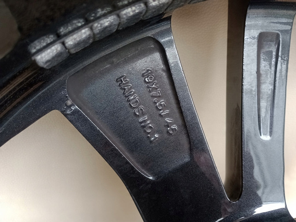 1x Alufelge 19 Zoll 8.0" 5x114.3 45ET 6UA3A Nissan Rim Wheel