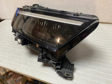 Laden Sie das Bild in den Galerie-Viewer, Frontscheinwerfer Opel Mokka 9834007980 Full LED Rechts Scheinwerfer Headlight SCH4652801671mm