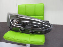 Laden Sie das Bild in den Galerie-Viewer, Frontscheinwerfer Ford Focus JX7B-13E016-CH 13E016 Full LED Rechts Headlight