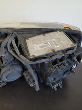 Laden Sie das Bild in den Galerie-Viewer, Frontscheinwerfer Volvo Xc90 I 30678186 Links Scheinwerfer Headlight