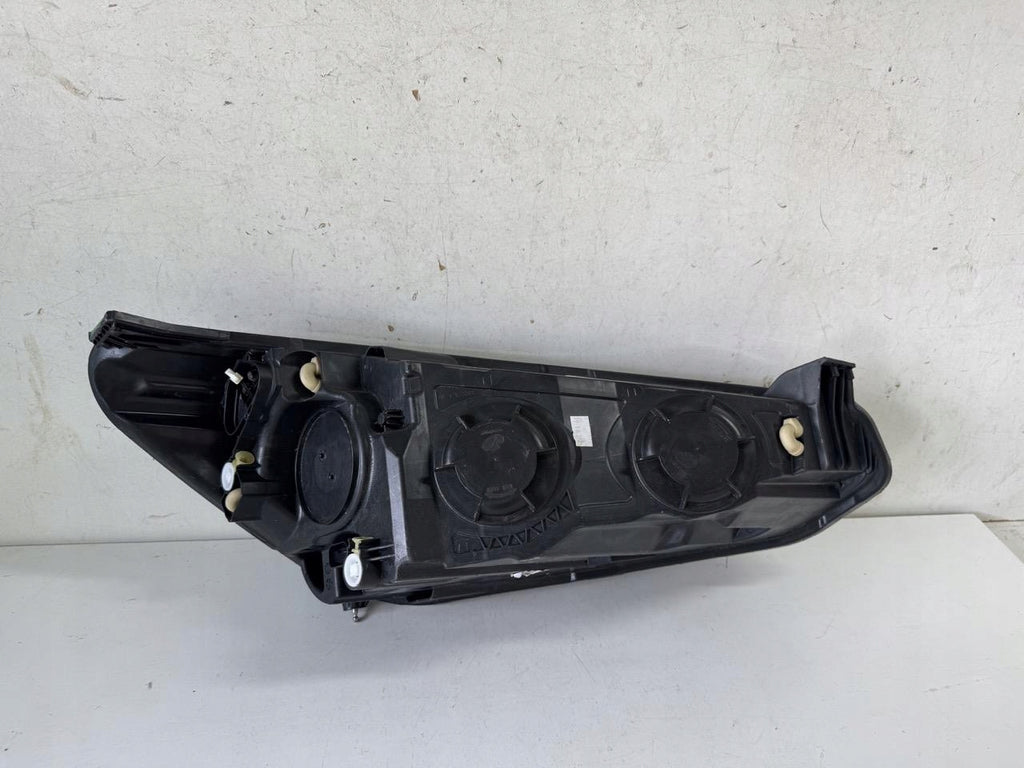 Frontscheinwerfer Ford Focus MX7B-13E015-CE LED Ein Stück (Rechts oder Links) SCH8910186213ig