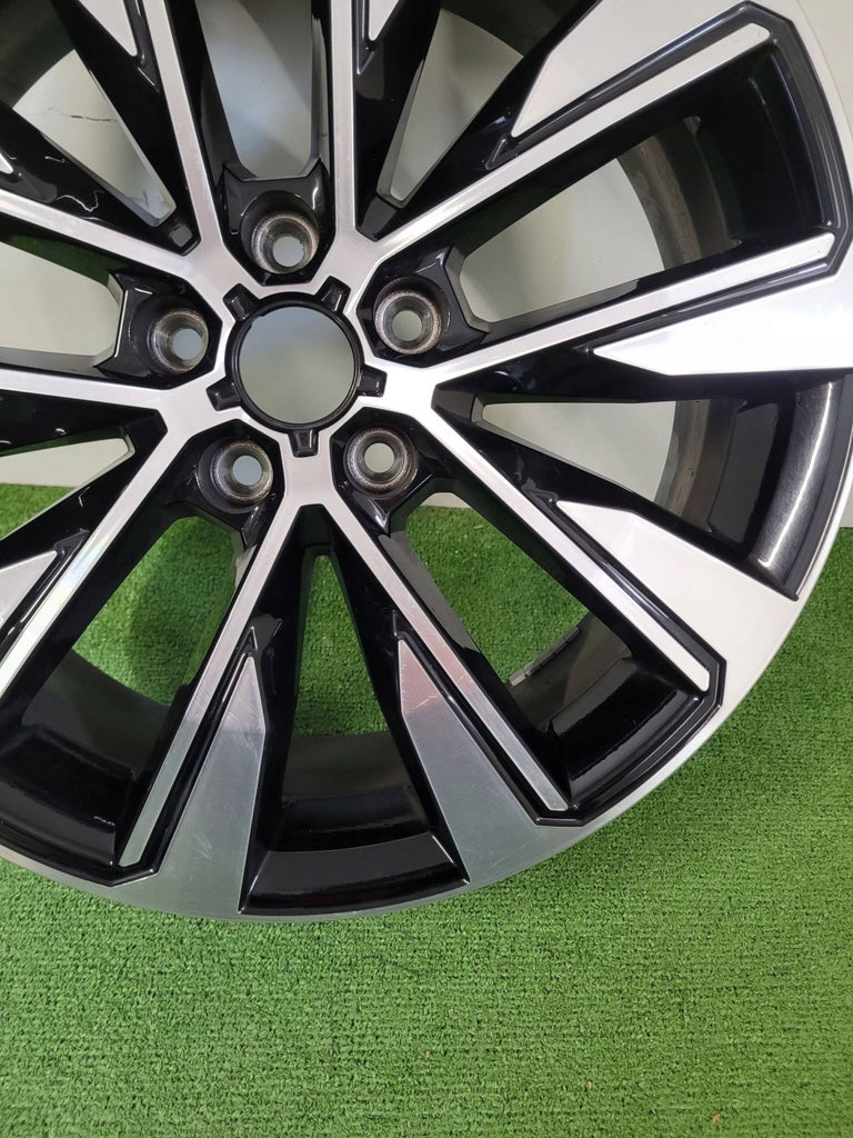 1x Alufelge 19 Zoll 7.0" 5x114.3 31ET 403004862R Renault Rim Wheel FEL9545114614bx
