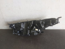 Load image into Gallery viewer, Frontscheinwerfer Toyota 4 Yaris Full LED Rechts Scheinwerfer Headlight