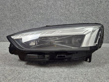 Laden Sie das Bild in den Galerie-Viewer, Frontscheinwerfer Audi A5 8W6941085 030112023500 LED Rechts oder Links SCH9194468122zu
