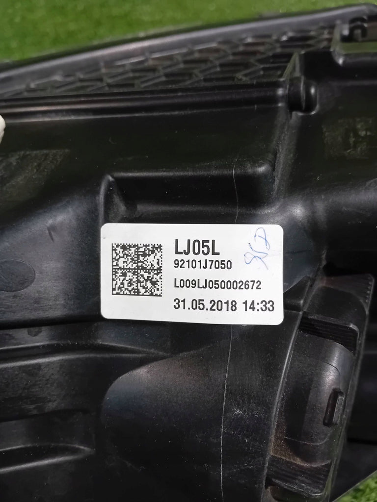 Frontscheinwerfer Kia Ceed 92101J7050 Links Scheinwerfer Headlight SCH2864015351bz