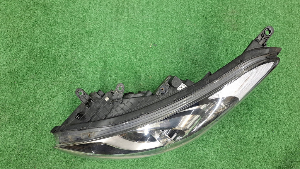 Frontscheinwerfer Hyundai I30 303030 Links Scheinwerfer Headlight