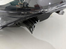 Laden Sie das Bild in den Galerie-Viewer, Frontscheinwerfer Peugeot 108 81150-0H150 Links Scheinwerfer Headlight SCH5936992921ds