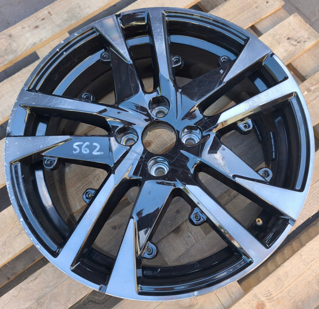 1x Alufelge 18 Zoll 7.0" 4x108 35ET Glanz Silber Peugeot 2008 Ii Rim Wheel FEL4795986470iz