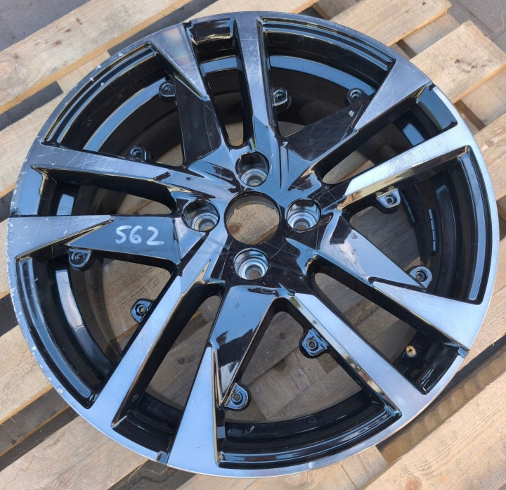 1x Alufelge 18 Zoll 7.0" 4x108 35ET Glanz Silber Peugeot 2008 Ii Rim Wheel FEL4795986470iz