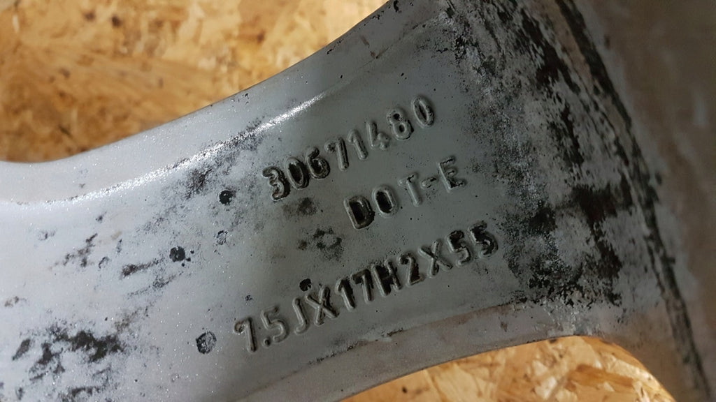 1x Alufelge 17 Zoll 7.5" 5x108 55ET 30671480 Volvo Xc60 Rim Wheel