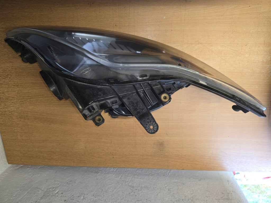 Frontscheinwerfer Ford Mondeo 7S71-13W030-AH Ein Stück (Rechts oder Links) SCH1347972860zg