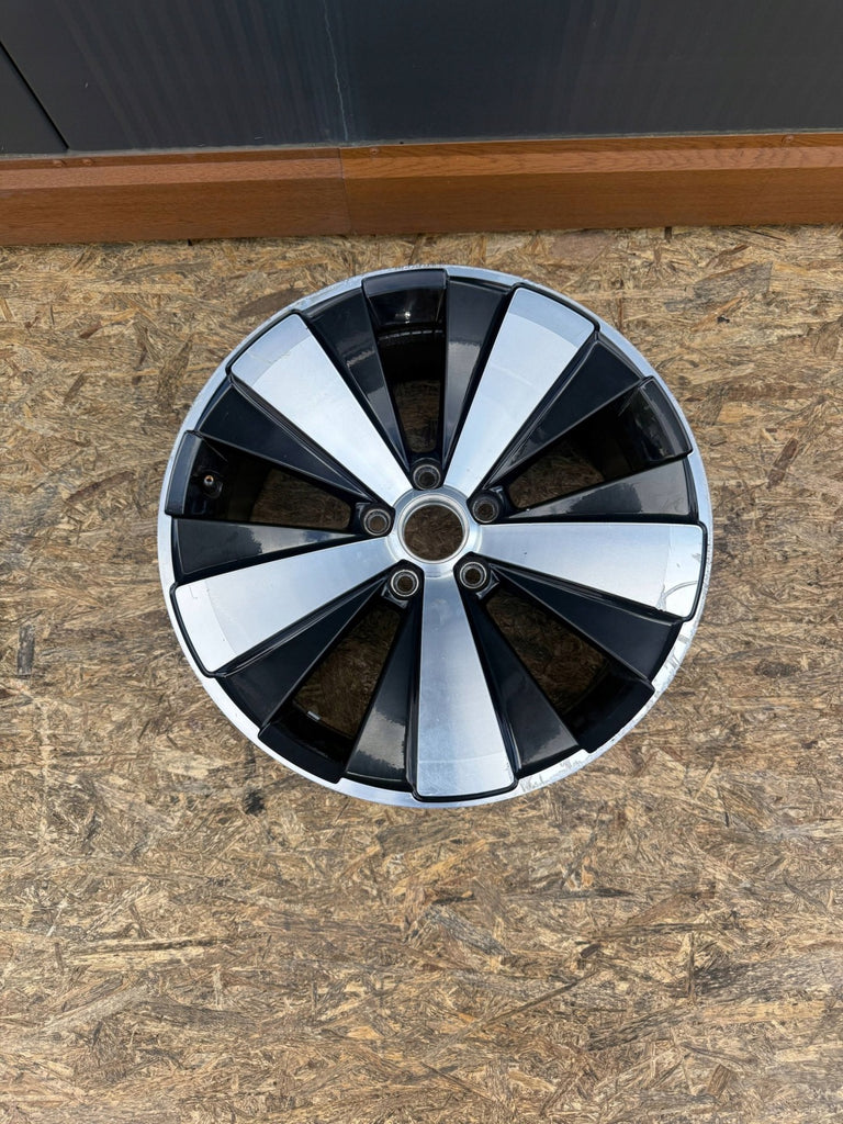 1x Alufelge 18 Zoll 5C0601025AK VW Beetle Rim Wheel FEL2965004434lg
