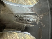 Load image into Gallery viewer, 1x Alufelge 17 Zoll 7.0&quot; 5x112 52ET A4474012200 Mercedes-Benz W447 Rim Wheel