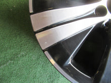 Load image into Gallery viewer, 1x Alufelge 17 Zoll 7.0&quot; 5x112 44 5ET A2064017100 Mercedes-Benz W206 Rim Wheel