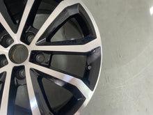 Laden Sie das Bild in den Galerie-Viewer, 1x Alufelge 17 Zoll 7.0&quot; 5x112 49ET Glanz Schwarz 5E0601025AE Skoda Octavia Iii
