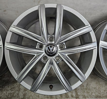Laden Sie das Bild in den Galerie-Viewer, 4x Alufelge 16 Zoll 6.5" 5x112 46ET 5G0601025CS VW Passat Golf VII Beetle Sharan FEL2739825532sl